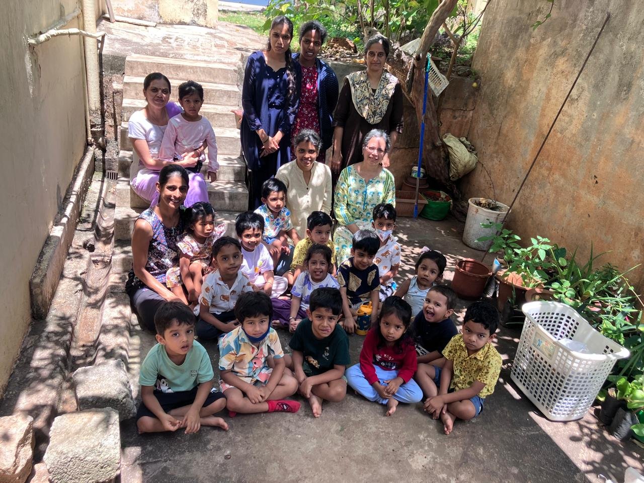 Reeva school children – Exposure visit to Prakriti Food