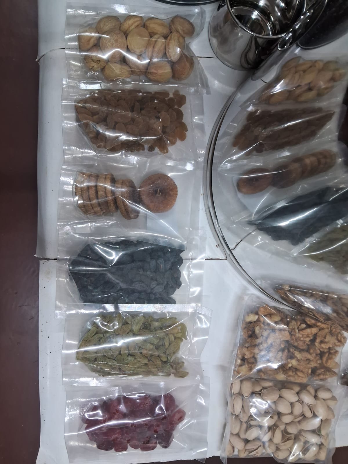 Dry Fruits/Nuts